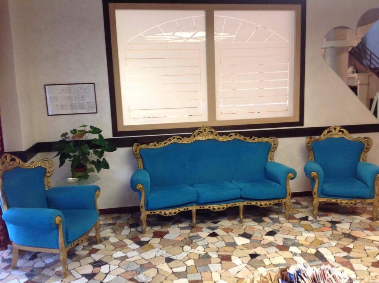 Hotel Sombrero リミニ エクステリア 写真