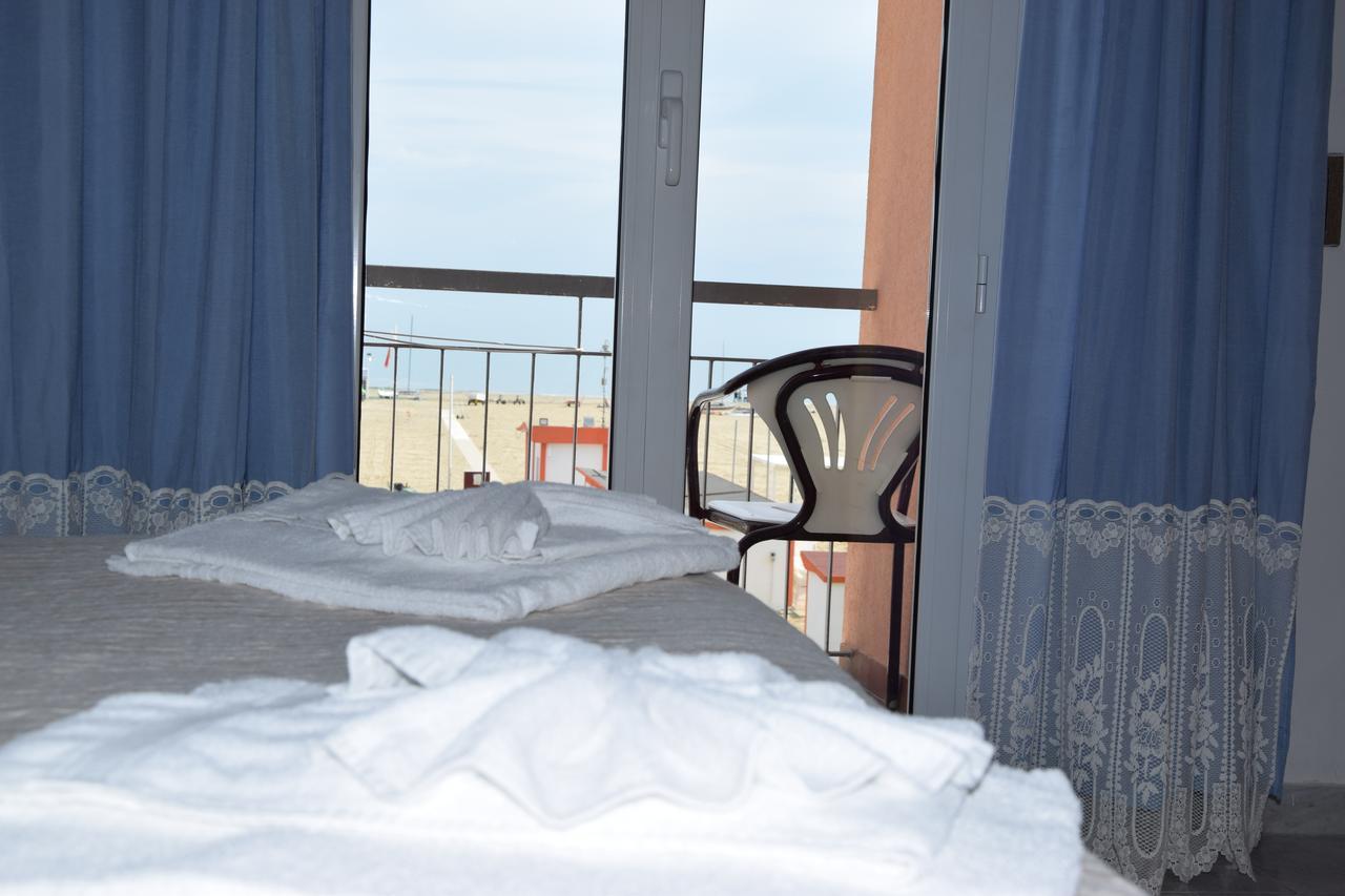 Hotel Sombrero リミニ エクステリア 写真
